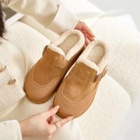 Zuecos de felpa cálidos para la nieve para mujer, zapatillas antideslizantes para exteriores, zapatos informales de ante y piel para mujer, mulas blancas - details 0