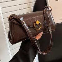 Bolso bandolera retro de moda para mujer con detalles de anillos de metal y cierre magnético - Opciones en negro y marrón, forro de poliéster, Guangzhou elaborado para ocasiones informales y formales, lindo bolso bandolera, bolso elegante - details 1