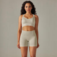 Conjunto de yoga para mujer, leggings y top de cintura alta, chándal sin costuras, tres conjuntos de entrenamiento para ropa de gimnasio - details 24