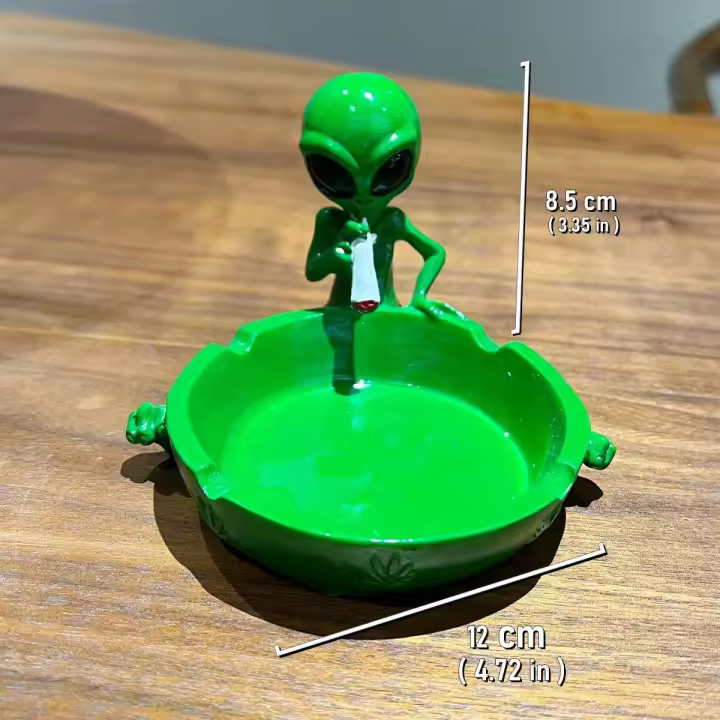 Decoración Retro Vintage Ashtray de Resina ALIEN Accesorio de Bar para Hogar y Oficina con Estilo Hiphop - 1