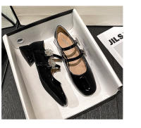 Zapatos Mary Jane de tacón grueso con cabeza cuadrada y flor de diamantes de imitación. - details 16