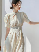 Nuevo cheongsam blanco mejorado de estilo chino, estilo femenino y juvenil, cuello alto, ceñido a la cintura, manga corta adelgazante - details 4