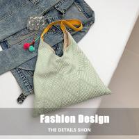 Bolso de hombro elegante de verano con patrón de rayas, bolso tejido informal a la moda, correa no ajustable con colgante, bolsos de viaje para mujer - details 13
