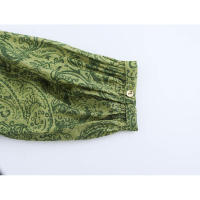 Conjunto de camisa y pantalón con estampado de líneas metálicas para mujer - details 6