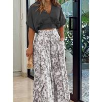 Conjunto informal de 2 piezas para mujer, tops elegantes de manga corta con cuello en V y pantalones anchos estampados - details 2