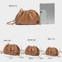 Bolso de hombro de piel sintética suave para mujer, bandolera pequeña de alta calidad, a la moda, novedad - details 5
