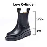 Los botines de mujer de caña media a alta con plataforma impermeable de cuero genuino de alta calidad y estampados florales se convierten oficialmente en los protagonistas. - details 1