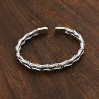 Pulseras Retro Clásicas en Forma de Espada Joyería de Fiesta Exquisita para Hombres y Mujeres - details 11