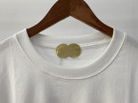 04 Camiseta de manga corta para mujer, color blanco roto, con estampado de sombra de letras clásicas delanteras y traseras, novedad de verano - details 6