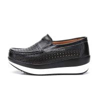 Nuevo sofá cerrado de alta calidad para caminar EVA ani slip cómodo zapatos deportivos informales de moda para mujer talla grande 41 a bajo precio - details 1