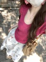 Vestido de mujer novedad de verano de gama alta rosa francés top de manga corta floral medio cuerpo falda larga conjunto de dos piezas - details 4