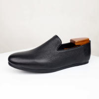 Mocasines casuales de un pedal, zapatos de piel de vaca de primera capa, suela blanda - details 1