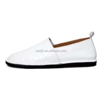 Nuevos zapatos negros planos De alta calidad para hombre, mocasines De cuero genuino, zapatos informales clásicos 2025 - details 5