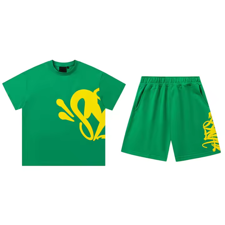 Conjunto de camiseta holgada de manga corta y pantalones cortos con estampado de espuma estilo hip-hop callejero. - 1