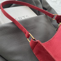 Bolso Hobo pequeño con textura roja para mujer, bandolera de un solo hombro, a la moda - details 30