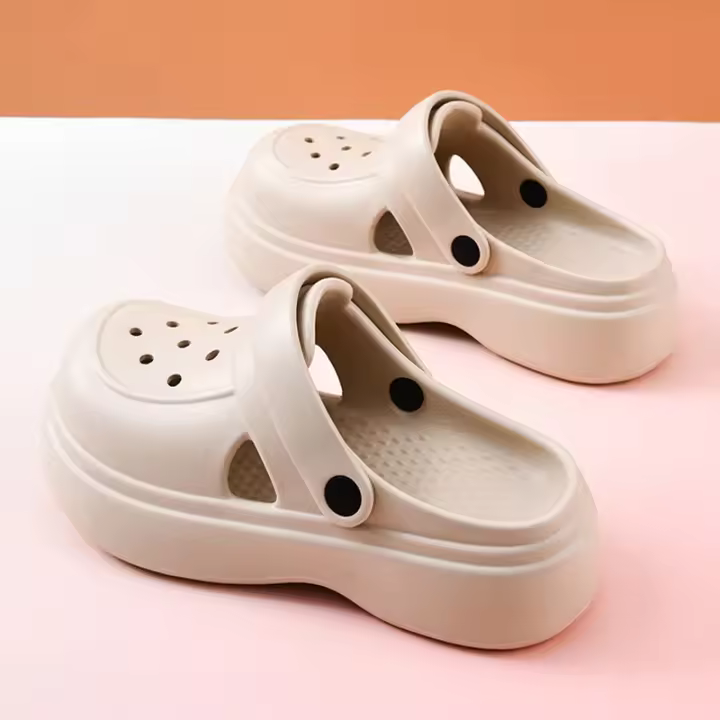 Zapatillas de Playa para Mujer 2025 Suelas Gruesas Perforadas Antideslizantes - 1