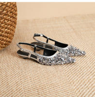 Zapatos de tacón bajo puntiagudos con lentejuelas plateadas - details 20