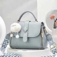 Bolso de Hombro para Mujer de Diseño Encapado Cierre Magnético, Desmontable, Encanto de Pompon, Perfecto para Uso Diario, Trabajo, Salidas Casuales Bolso Versátil de Carryall - details 5