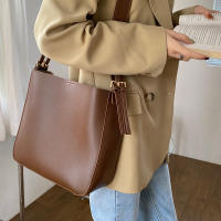 Conjunto de bolso clásico práctico de gran capacidad para madre e hija con bolsos de hombro tipo bandolera para otoño e invierno para mujer - details 2