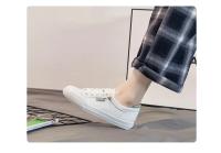 Zapatillas deportivas de tenis blancas para mujer, zapatillas deportivas informales para correr, mocasines de tendencia, monopatín de cuero para verano - details 14