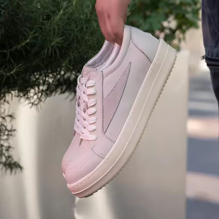 Primera capa de cuero de vaca marca de moda zapatos de los hombres pequeño triángulo casual nicho suela gruesa aumento casual zapatos de junta americano negro y blanco parte superior baja - 1