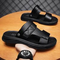 2025 nuevas sandalias de piel de vaca de primera capa zapatos de playa de cuero transpirable para hombres casual suela suave de mediana edad y ancianos papá zapatos de los hombres. - details 1
