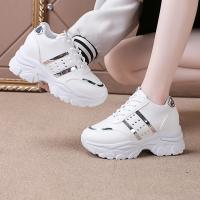Zapatillas deportivas vulcanizadas con plataforma para mujer, zapatos informales de cuero con retales, para correr al aire libre - details 8