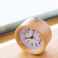 Reloj despertador analógico de Madera, Redondo sin TicTac Silencioso con números arábigos Luz Nocturna - details 0