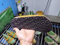 Zapatillas antideslizantes de piel sintética, zapatos de playa de verano para parejas, sandalias con velcro y suela suave. - details 2