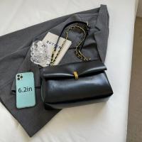 Bolso de mano de gran capacidad para mujer - Bolso de hombro minimalista de poliéster negro con cierre de cierre en tono dorado, acabado duradero con bordes de aceite y diseño elegante para desplazamientos, trabajo, viajes, bolso de trabajo |   Bolso con - details 3