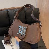 Bolso Medieval para Mujer, Otoño e Invierno 2025, Nueva Moda Retro Mate, Bolso Versátil Tipo Baguette Portátil, Mensajero. - details 3