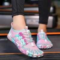 Zapatos acuáticos, zapatos de playa descalzos para adultos y niños, calzado de adiestramiento al aire libre para gimnasio, zapatillas transpirables de secado rápido Unisex, talla 35-46 - details 2