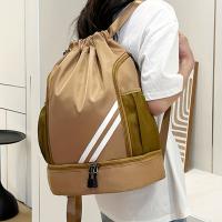 Mochila deportiva SEYATULLH con cordón - Poliéster duradero, multicámara para gimnasio, yoga, correr, baloncesto y fútbol - Negro con detalles blancos y rayados, correas de hombro ajustables, ideal para viajes y actividades al aire libre. - details 4
