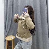 Chaqueta cálida de lana de cordero integrada de piel de ante, Otoño e Invierno - details 2