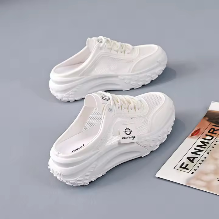 Zapatos informales de medio arrastre para mujer, calzado de verano con un pedal, zapatillas deportivas, nuevas zapatillas frescas de malla Q070 - 1