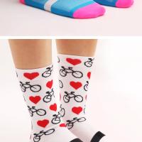 2 pares de calcetines de ciclismo para hombre y mujer, calcetines deportivos profesionales de compresión para bicicleta de carretera, calcetines para bicicleta de montaña, calcetines de carreras con patrón de corazón - details 12