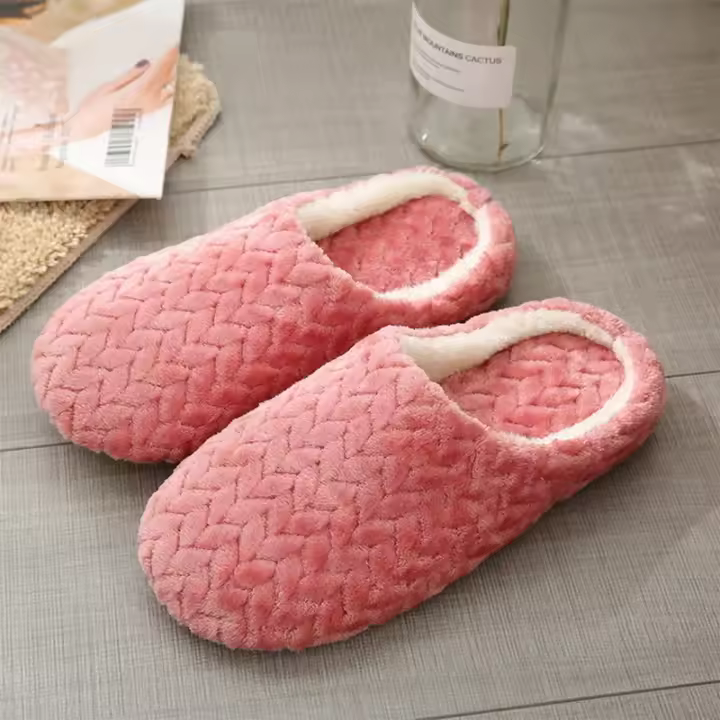 Zapatillas de casa cálidas de felpa con suelo plano para mujer en otoño-invierno - 1