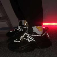 Zapatillas blancas con diseño moderno, nuevos zapatos informales de gran tamaño, transpirables y de alta calidad para hombre. - details 4