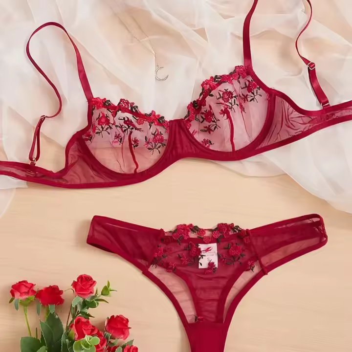 2024 Sexy Santa Bow porno ropa interior roja 3 piezas hueco perspectiva conjunto de sujetador mujeres Sexy cuerpo sólido Tanga y lencería sexual Ultra caliente - 1