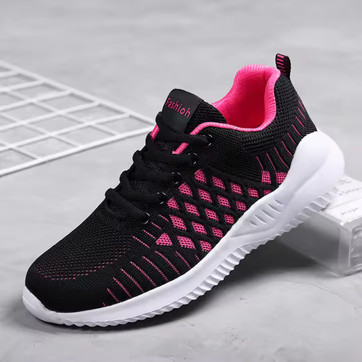 Deportes corriendo 2022 nuevos zapatos negros de malla para mujer, estilo primaveral, zapatos informales de fondo plano, ligeros y de suela blanda - 1