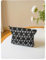 Bolsa de maquillaje de gran capacidad para mujer, bolso de cosméticos y productos para el cuidado de la piel, bolsa de almacenamiento, bolsa de aseo de viaje, embrague Simple - details 2