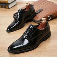 Zapatos Oxford de suela blanda formal para hombre de negocios triples de cuero con cordones en punta - details 3
