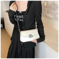 Premium Textura Ligera Bolsa De Lujo De Las Mujeres 2025 Nueva Moda Simple Cadena Pequeña Bolsa Cuadrada Versátil Hombro Bolsa De Mensajero - details 4