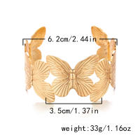 Pulsera ancha abierta de mariposa y flor hueca de acero inoxidable de alta calidad, brazaletes ajustables chapados en oro, joyería para mujer - details 2