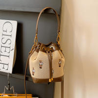 Nuevo bolso casual de moda de oso de alta gama, bolso de cubo portátil, bolso de mensajero de hombro. - details 14