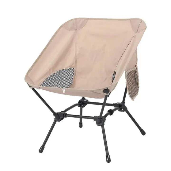 Taburetes cuadrados para pescar en la playa, prácticas sillas plegables de cuatro esquinas para acampar y sillas ligeras en forma de media luna hechas de hierro - 1