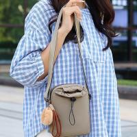 Bolsa cruzada para botella de agua de estilo coreano, bolsa portátil impermeable para botella de agua, bolsa para teléfono móvil con cordón de nailon y parte superior abierta - details 12