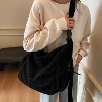 Bolso Cruzado de Terciopelo para Mujer de Gran Capacidad Moda Suave y Duradera con Pequeñas Bolsillos Laterales y Compartimentos Ideal para Viajes Cortos, Trabajo y Viajes Diarios - details 11