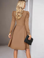 Vestido elegante de manga larga con cuello en V para mujer, ropa de calle de Color sólido, moda de viaje, otoño e invierno, 2023 - details 6