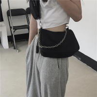 Bolso de diseñador para mujer, bolso de hombro de nailon vintage con cadena, a la moda - details 10